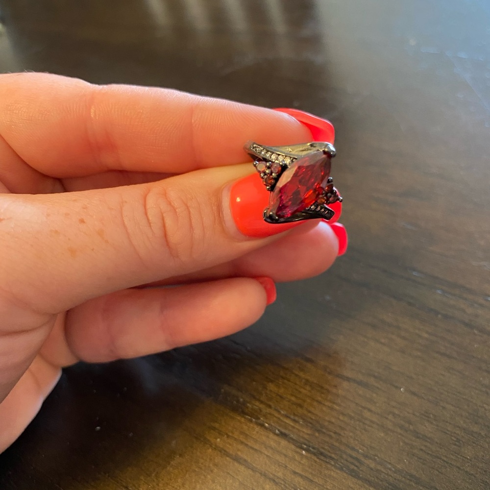 Ring - Picture 2 of 3